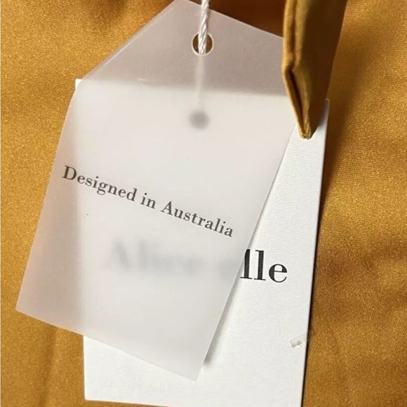 NEW Alice Elle Formal Long Dress Size 8 Yellow Gold Satin Halter Side Cutouts - Picture 7 of 8